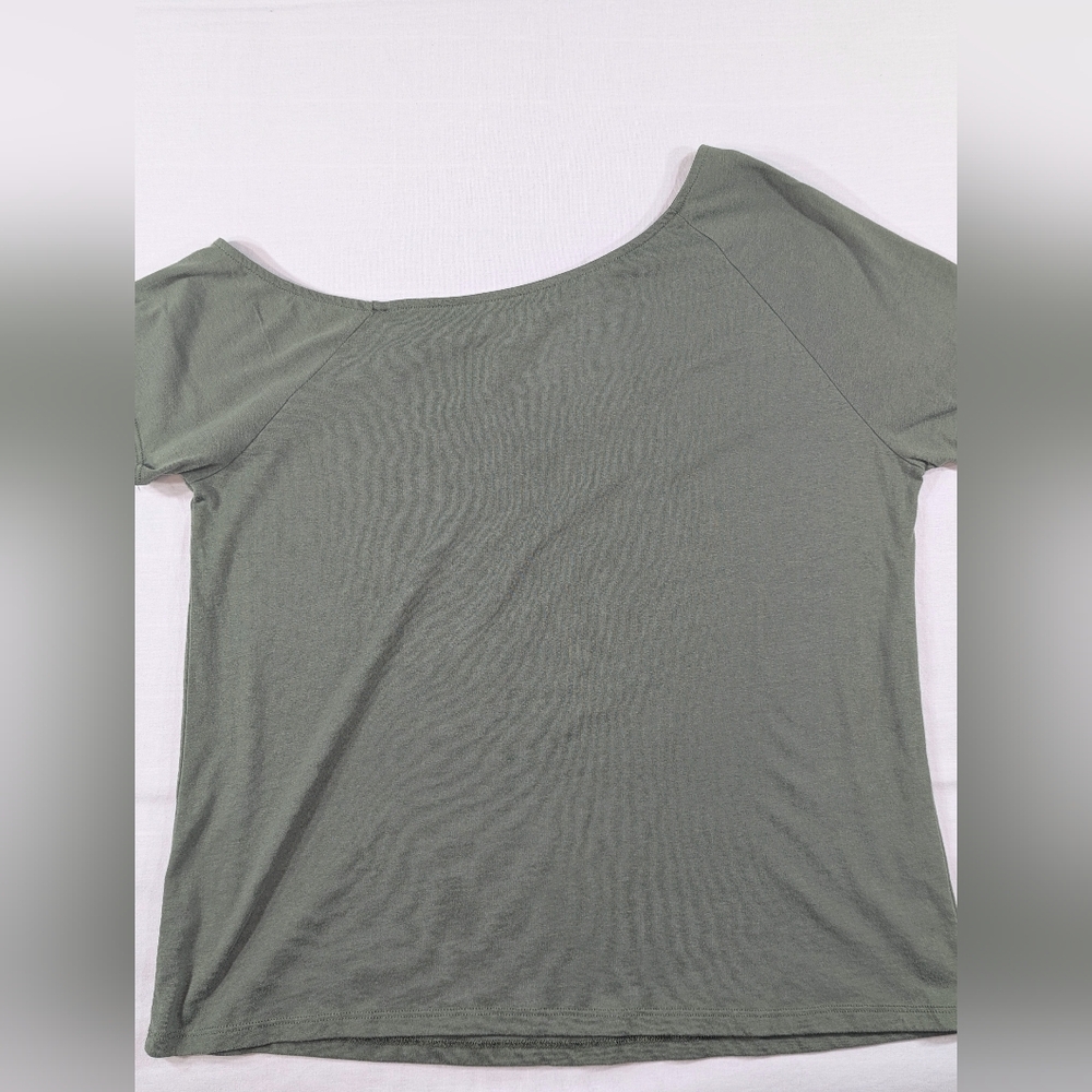 Torrid Strawberry Shortcake Classic Fit Off Shoulder Tee (Torrid 00) - Picture 9 of 10